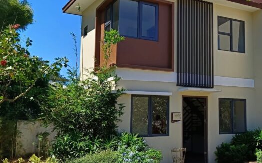 HANNA QUADRUPLEX HOUSE & LOT